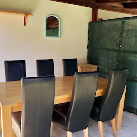 Village Retreat * Tarcin